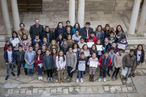 Marina González toma posesión como nueva alcaldesa infantil de Huelva