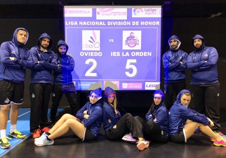 El IES La Orden silencia Oviedo y se acerca a la final (2-5)