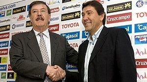 Se cumplen diez años de la llegada de Manolo Zambrano al banquillo del Recre en Primera División