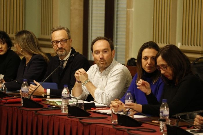 Fernández: “Ningún informe dice que sea ilegal”