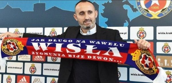 El técnico tarraconense Kiko Ramírez también cuenta con una oferta del Decano