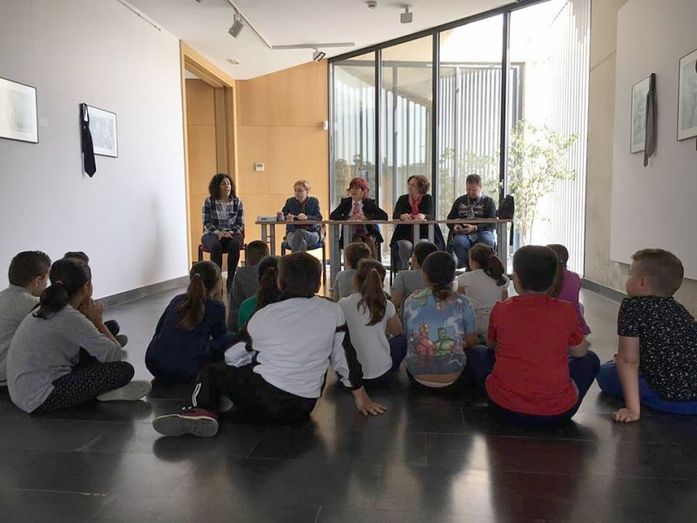 Nace en Gibraleón la Asociación Literaria y Cultural 'Completamente viernes'