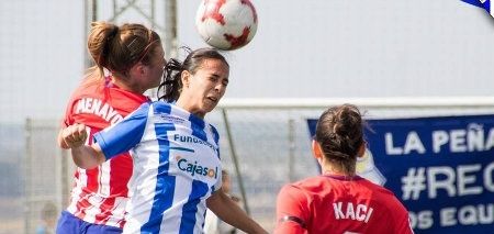 El líder Atlético le infringe al Sporting Huelva su cuarta derrota seguida (2-4)