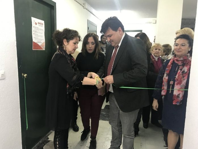 La Asociación FibrOnuba estrena su primera sede en La Orden