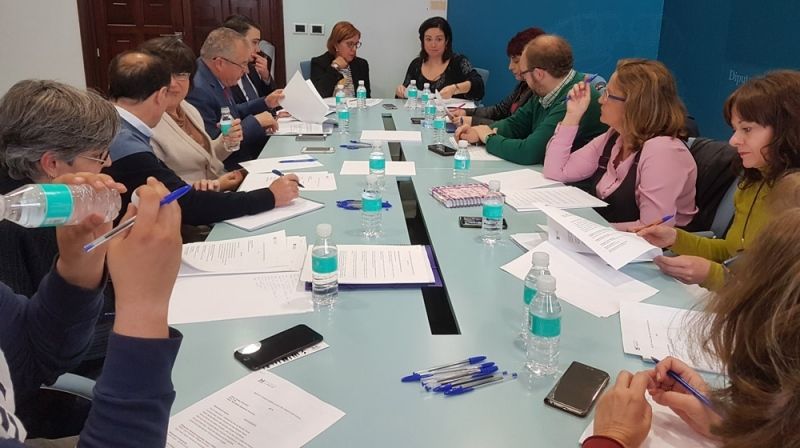 La Mesa de Expertos contra el Acoso Escolar fija sus funciones y diseña las líneas estratégicas de actuación