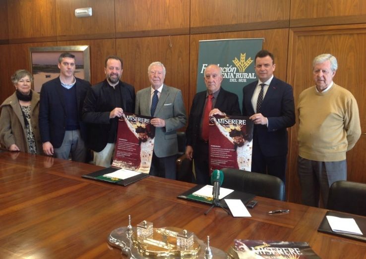 La Fundación Caja Rural del Sur patrocina el primer Miserere de Eslava que se canta en Huelva