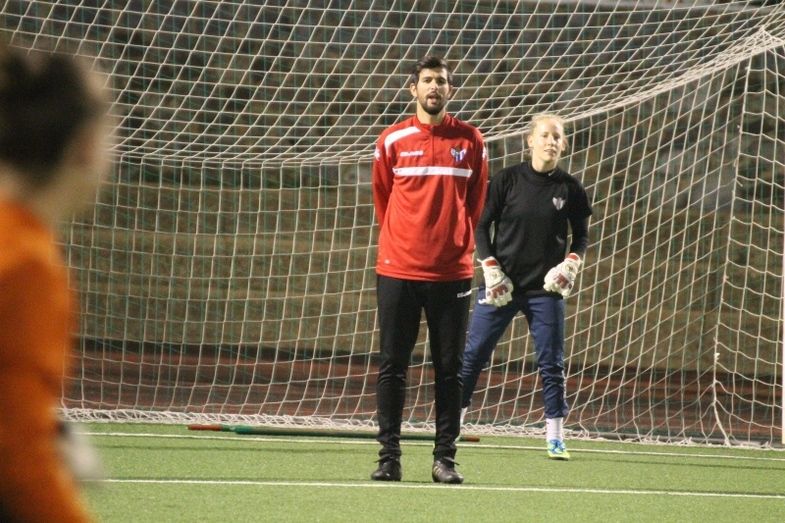 Israel Domínguez suple a David Lepe como entrenador de porteras del Sporting Huelva