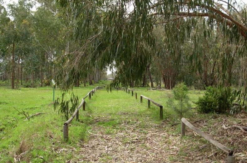 Medio Ambiente y el Ayuntamiento de Bonares firman un acuerdo para poner en valor el Arboreto de El Villar