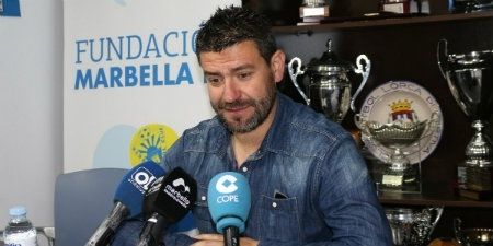 Fernando Estévez: 'El Recre arriba tiene jugadores determinantes que pueden resolver un partido'