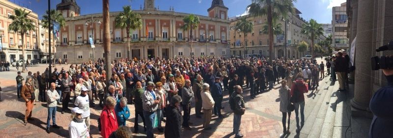 Cientos de personas vuelven a pedir 'pensiones dignas' en la capital