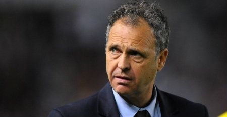 Joaquín Caparrós regresa al banquillo del Sevilla y vuelve a confiar en el lepero Luci como uno de sus ayudantes