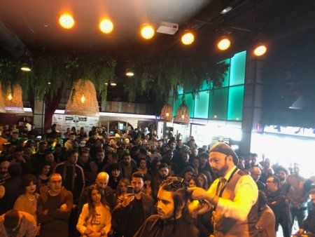 Homenaje al peluquero Carmelo Tortosa por ser embajador internacional de Ayamonte