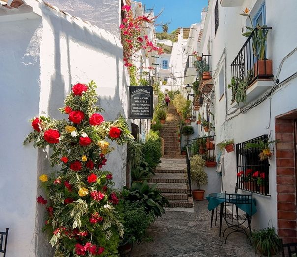 Almonaster la Real, entre las diez finalistas del Concurso de Fotografía de los Pueblos más Bonitos de España