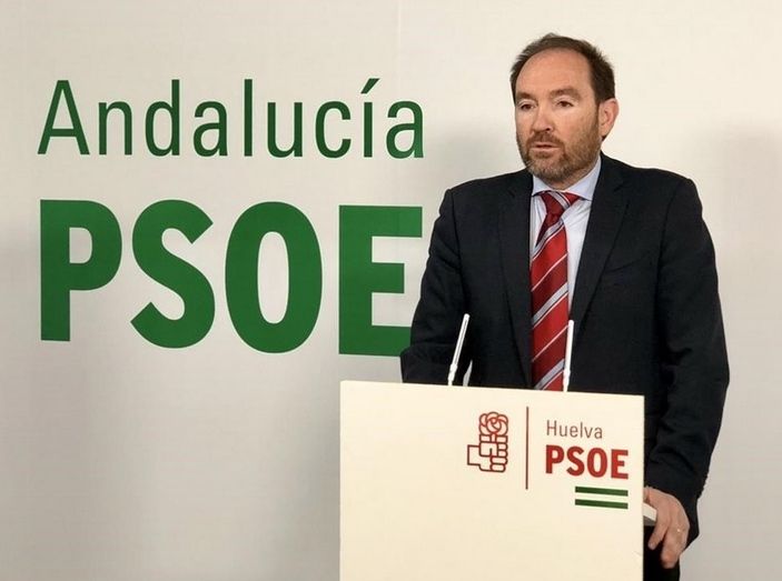 La dirección provincial del PSOE, convencida de que Cruz será el único candidato a la Alcaldía de la capital