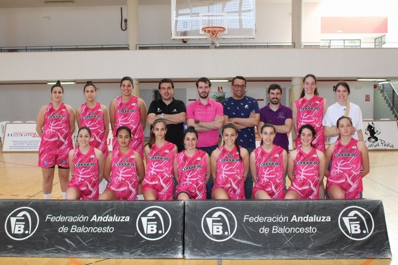 El CB Conquero cayó tras ir de más a menos ante el Unicaja y buscará este domingo una tercera plaza que podría valerle para seguir luchando por ascender