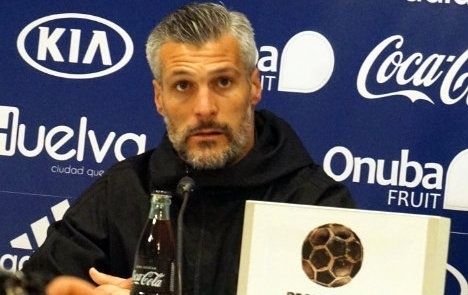 Negredo: 'Hay gente dentro del club que rema a favor y otra que no'