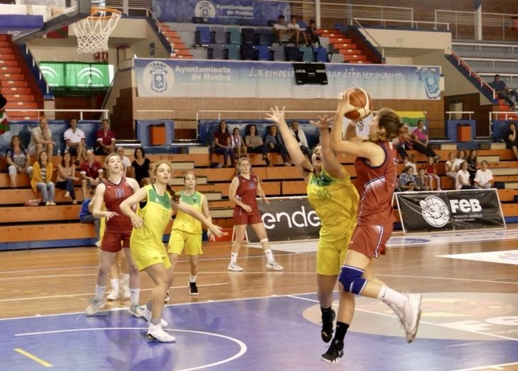 Los equipos andaluces rozaron el pleno en la segunda jornada del Campeonato de España Cadete
