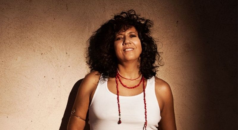 Huelva24.com te invita al concierto de Rosana este sábado