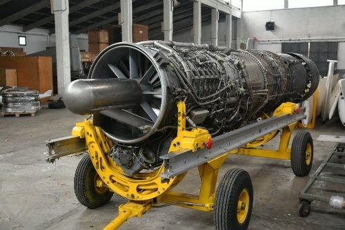 El Puerto de Huelva acoge una muestra sobre la historia de la Aviación Militar española