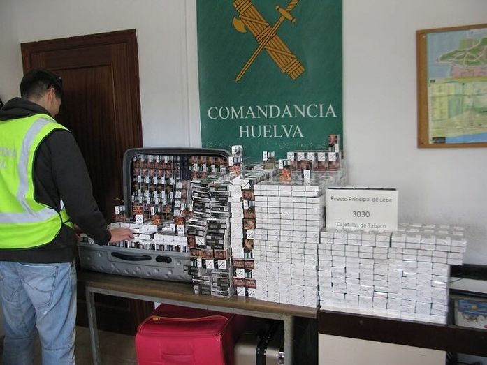 Intervienen en Cartaya más de 3.000 cajetillas de tabaco de contrabando al usuario de un transporte público portugués