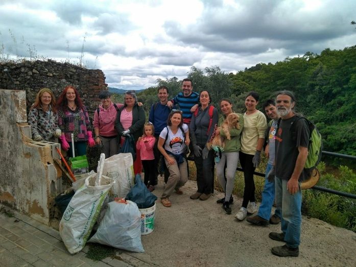 'Limpiando Cortegana' recorre su noveno sendero