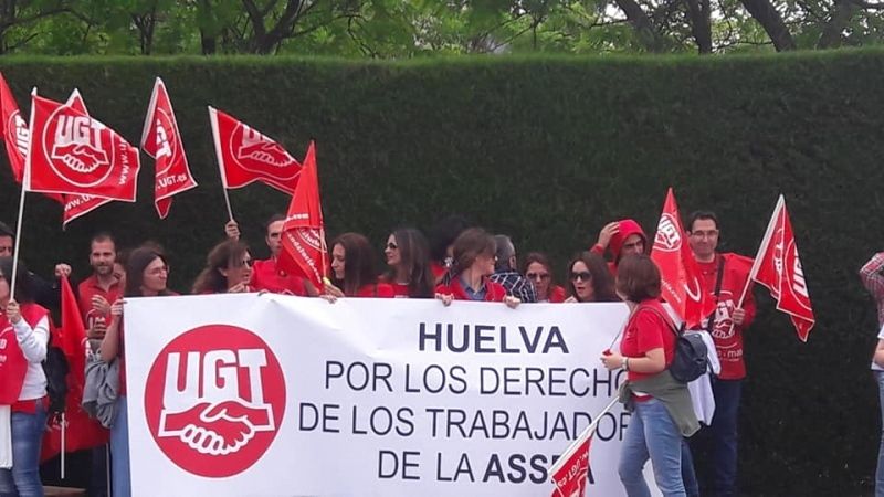 Trabajadores de la Agencia de la Dependencia reclaman “un convenio digno” a la Junta