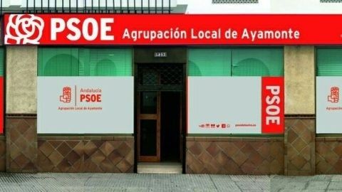 Uno de los candidatos presenta un escrito de impugnación a las primarias del PSOE en Ayamonte