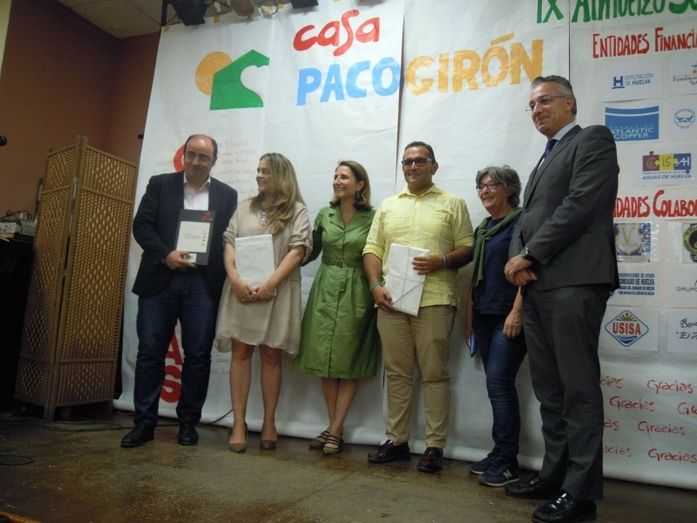 La Casa Paco Girón reconoce a la Diputación, la Obra Social la Caixa y la cátedra de Aguas de Huelva