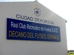 Sobre la Ciudad Deportiva del Recre pesan dos hipotecas: una a favor de Striker Alnesa y otra a favor de Krypteia Capital