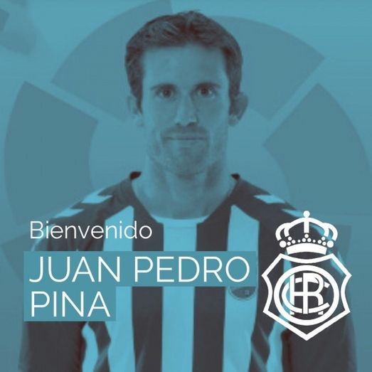 El Recre firma por un año al lateral derecho Pina, capitán del Lorca en las últimas temporadas