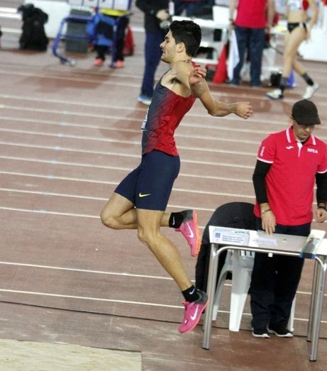 Héctor Santos se cuelga el bronce a un centímetro de la plata en el Campeonato de España