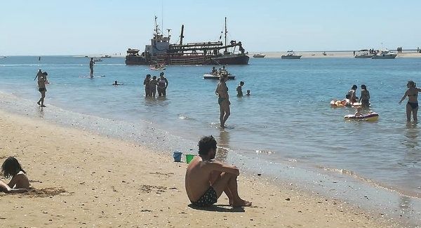Los vecinos de El Portil se echarán a la calle 'debido al estado lamentable que presentan las playas'
