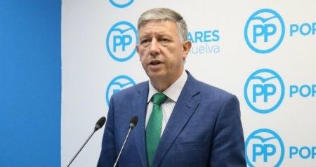 El alcalde de Palos asegura que los técnicos 'trabajan en la zona' afectada por un vertido de aguas residuales