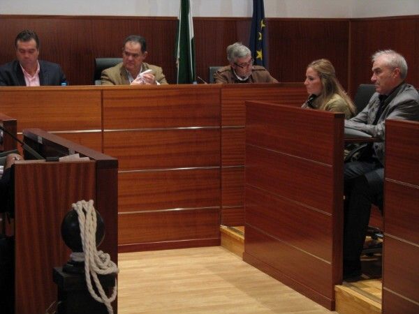 El pleno aprueba un paquete de bonificaciones fiscales destinado a jubilados, pensionistas y familias numerosas
