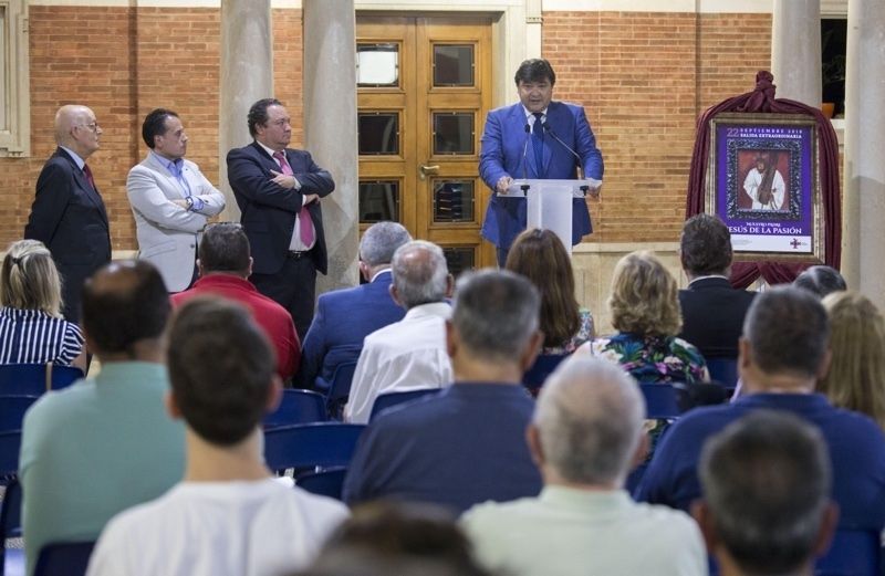 Pasión presenta en el Ayuntamiento los actos en torno a la salida extraordinaria de su Cristo como colofón a su Centenario