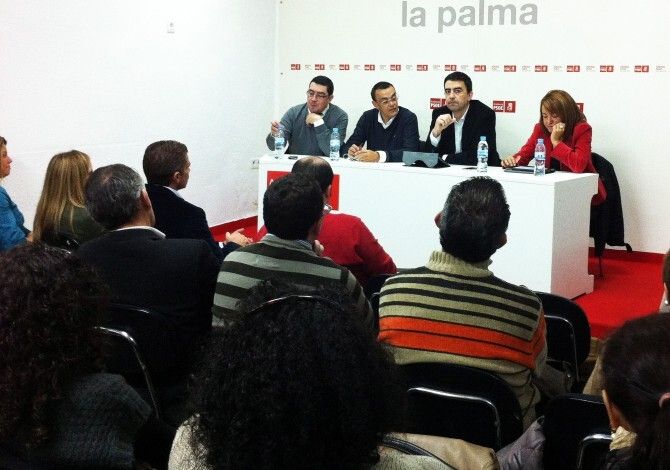 El PSOE llevará a los ayuntamientos una iniciativa para pedir al Gobierno un plan de empleo en la construcción