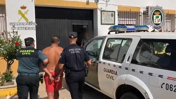 Detienen a un joven que tenía cuatro órdenes de ingreso en prisión