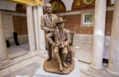 Así será la escultura dedicada a los cantaores Paco y Pepe Isidro
