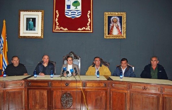 El Ayuntamiento de Isla Cristina apuesta por un plan de viabilidad que autorregule el sector de la chirla