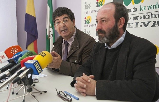 IU asegura que 'el PSOE se está descomponiendo a pasos agigantados' y pide que la Justicia actúe