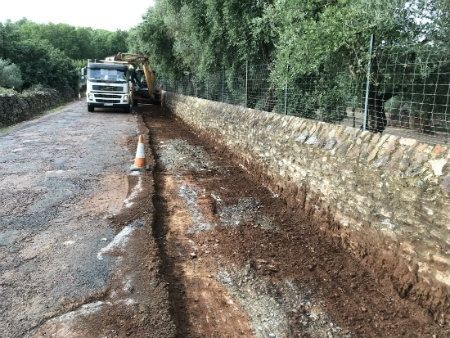 Diputación mejora la carretera provincial HU-8125 que une Aracena con Corterrangel por Castañuelo