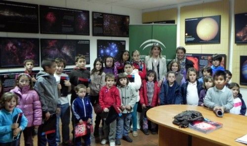 Más de 25 municipios han acogido ya la muestra  itinerante sobre astronomía ‘De la Tierra al Universo’