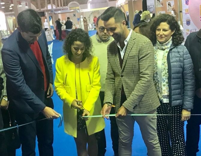 Valverde del Camino inaugura la IX Feria de la Boda y Celebraciones con una imagen totalmente renovada