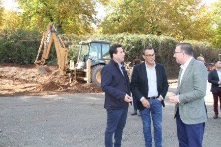 Diputación invierte 460.000 euros en mejorar la carretera que une Aracena con Corterrangel por Castañuelo