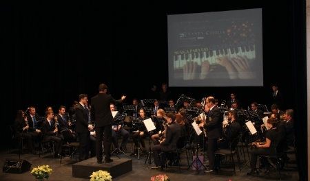 Queen, Michael Jackson y Deep Purple en el concierto de Santa Cecilia de la Banda Municipal de La Palma del Condado