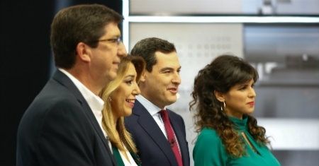 El PSOE-A ganaría con 2-6 diputados menos y PP-A y Cs quedarían lejos de sumar mayoría