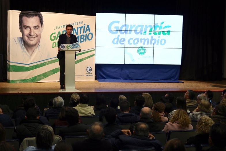 Feijóo pide “no resignarse” y votar al PP “porque Andalucía merece un cambio'