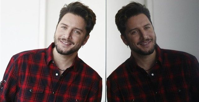 Manuel Carrasco: 'No me gusta etiquetar, pero el disco es pop y cada canción cuenta una cosa diferente y no es nada monótono ni lineal'