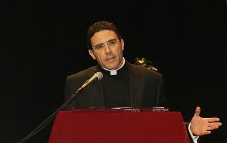 José Manuel Barral Martín, nuevo capellán de la Hermandad del Rocío de Emigrantes