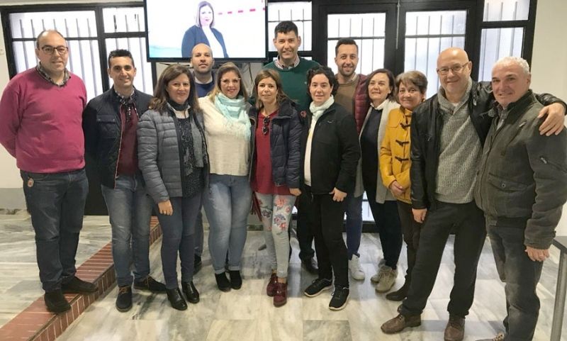 Noelia Oreal se une al proyecto de Manolo Cayuela y formará parte de la lista del PP para las próximas municipales de Valverde